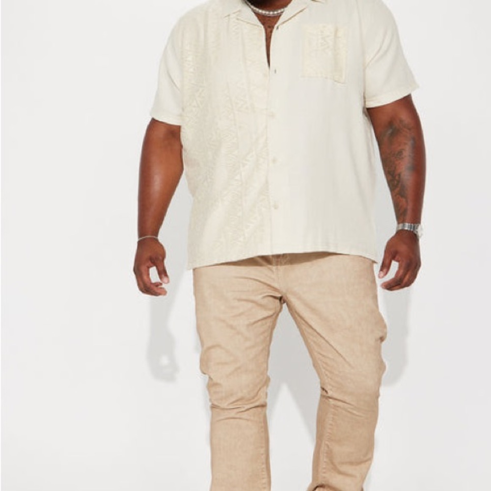 Fashion Nova Men Half Crochet Pattern Short Sleeve Buttom Up Shirt Cream SizeXXL - Picture 3 of 3